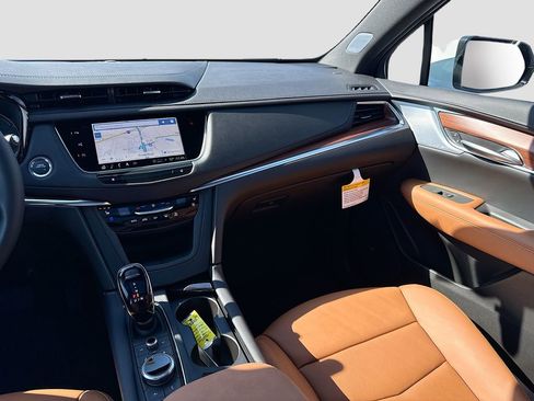New 2025 Cadillac XT5 Premium Luxury w/ Technology Package image 25