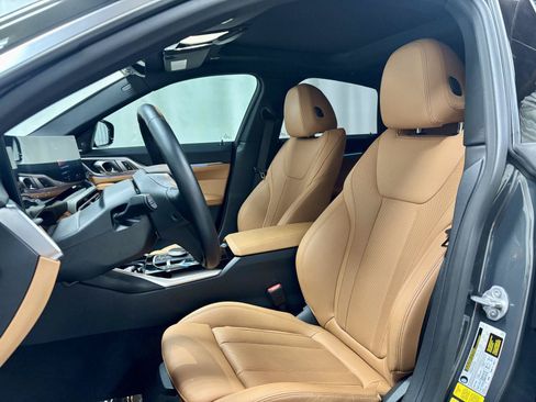 Used 2023 BMW i4 eDrive35 w/ Premium Package RWD image 17