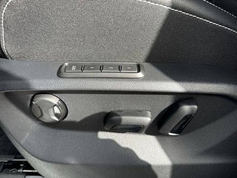 New 2026 Volkswagen Atlas Cross Sport SEL R-Line image 14