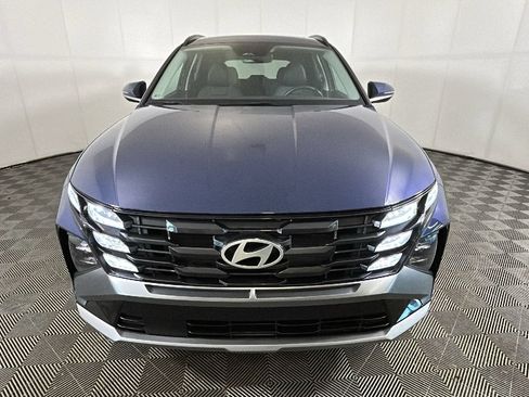 Certified 2025 Hyundai Tucson SEL AWD/4WD image 9