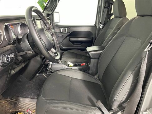 Used 2020 Jeep Wrangler Unlimited Sport S image 2