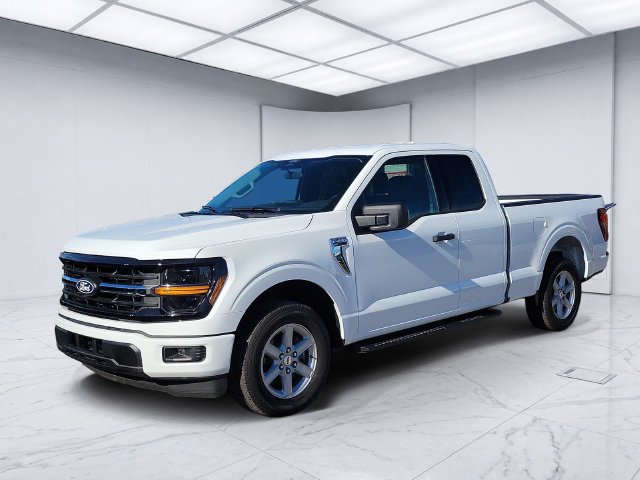 Used 2026 Ford F150 XLT w/ Mobile Office Package RWD image 2