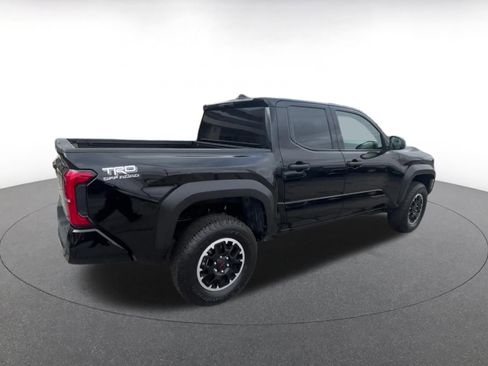 Used 2025 Toyota Tacoma TRD Off-Road image 21