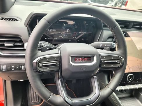 New 2026 GMC Terrain AT4 w/ Technology Package II AWD/4WD image 17