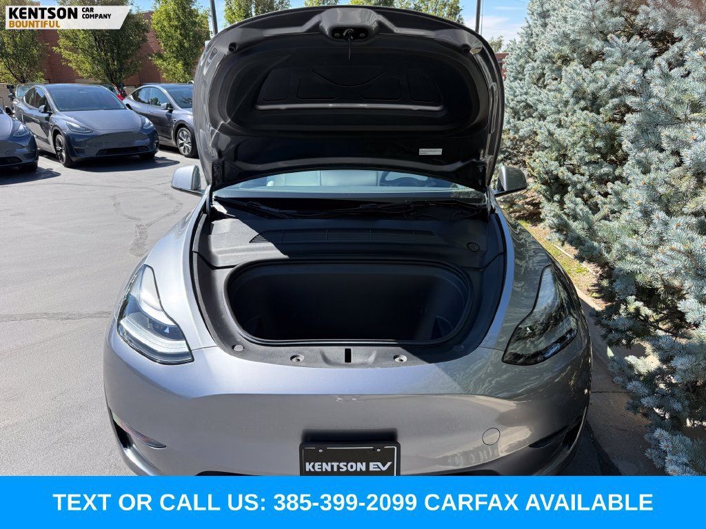 Used 2024 Tesla Model Y Performance AWD/4WD image 34