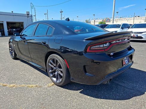 Used 2022 Dodge Charger Scat Pack w/ Plus Group RWD image 6