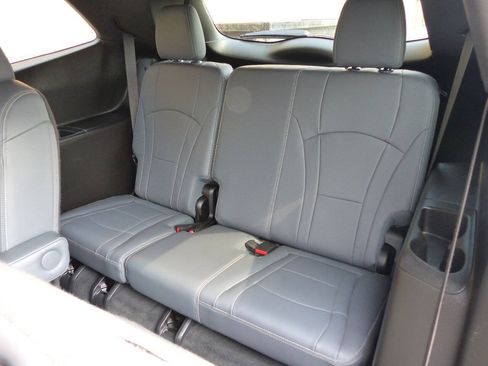 Used 2023 Buick Enclave Essence w/ Experience Buick Package AWD/4WD image 42