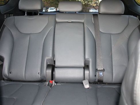 Used 2021 Hyundai Santa Fe SEL w/ Convenience + Premium Package image 19