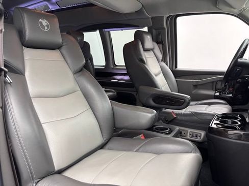 Used 2021 Chevrolet Express 2500 LS w/ Enhanced Convenience Package RWD image 22