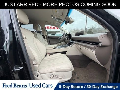 Used 2023 Genesis GV80 2.5T image 12