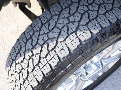 Used 2015 GMC Sierra 2500 Denali w/ Duramax Plus Package image 25