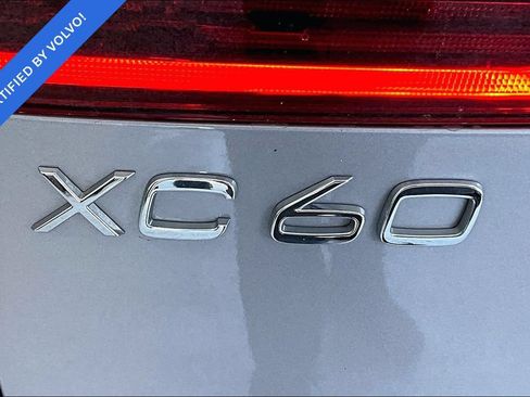 Used 2026 Volvo XC60 B5 Plus AWD/4WD image 35