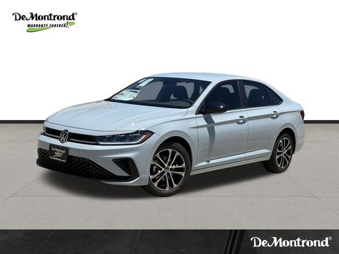 Used 2026 Volkswagen Jetta Sport FWD image 2