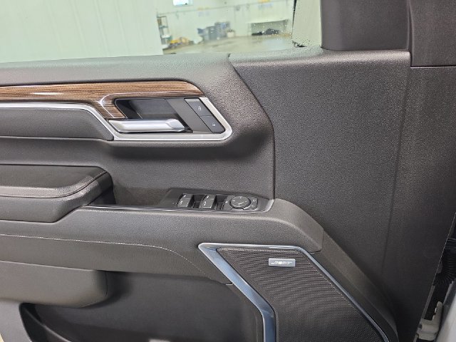 Used 2022 Chevrolet Silverado 1500 LT Trail Boss w/ Convenience Package II AWD/4WD image 20