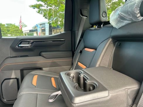 New 2025 GMC Sierra 1500 AT4 w/ AT4 Premium Package image 28