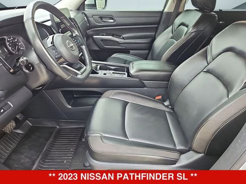 Used 2023 Nissan Pathfinder SL FWD image 17