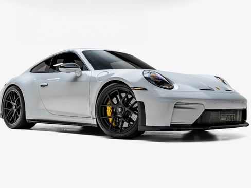Used 2026 Porsche 911 GT3 RWD image 16