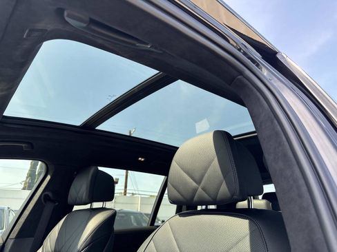 Certified 2024 BMW X7 xDrive40i w/ M Sport Package image 17