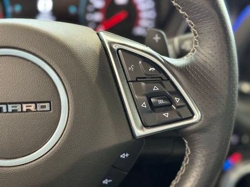 Used 2018 Chevrolet Camaro SS RWD image 21