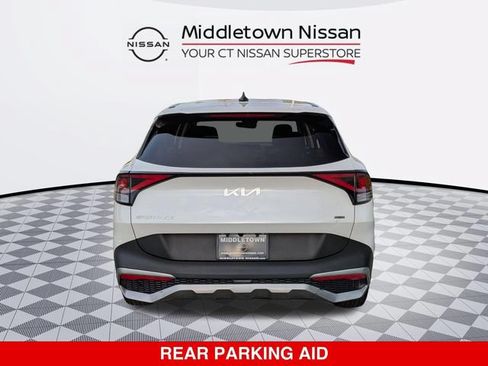 Used 2023 Kia Sportage LX AWD/4WD image 4