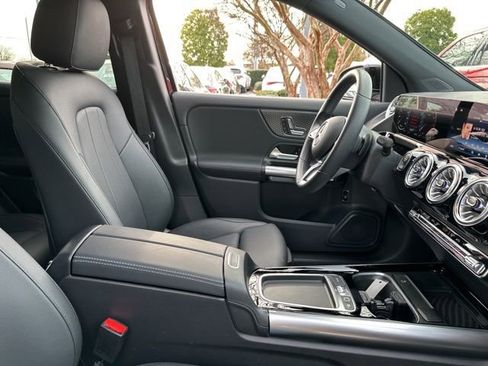 Certified 2025 Mercedes-Benz GLA 250 GLA 250 image 30