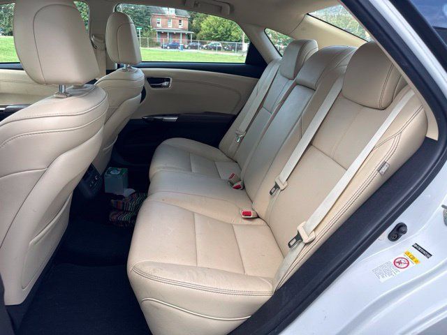 Used 2017 Toyota Avalon Limited w/ Carpet Mat Package FWD image 16
