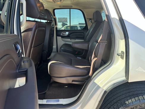 Used 2014 Cadillac Escalade Platinum AWD/4WD image 20