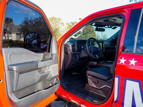 Used 2023 Ford F450 Lariat w/ FX4 Off-Road Package image 31