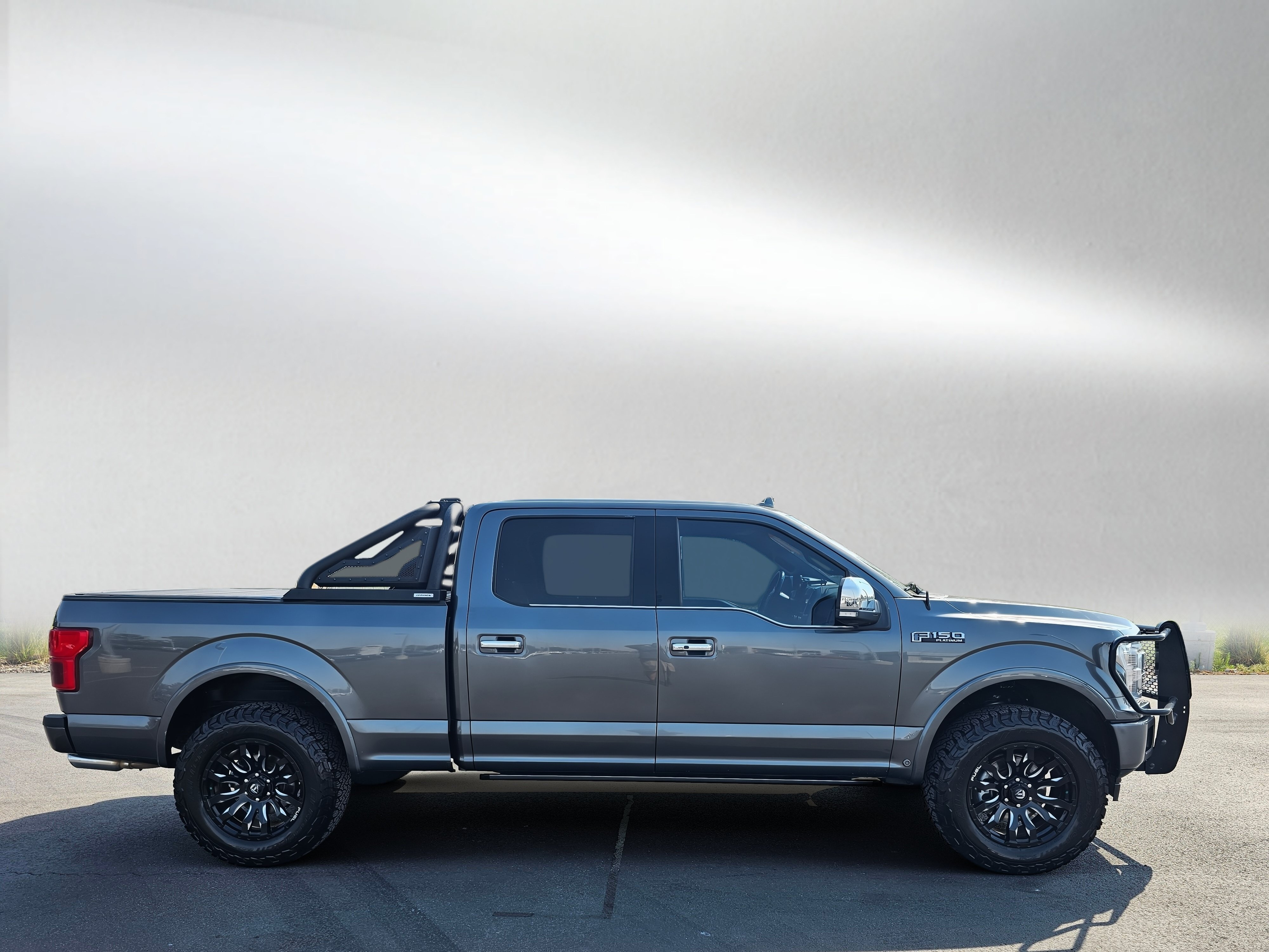 Used 2020 Ford F150 Platinum w/ Technology Package AWD/4WD image 11