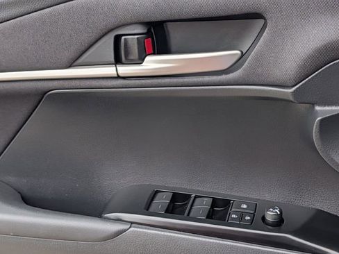 Used 2025 Toyota Camry LE FWD image 23