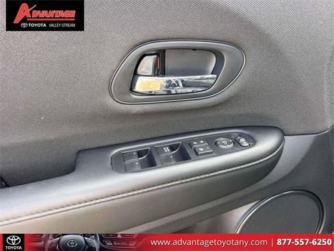 Used 2022 Honda HR-V LX image 21