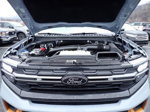 Used 2025 Ford Expedition Tremor image 15