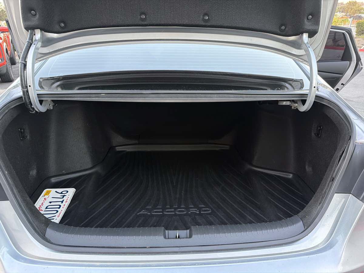 Used 2024 Honda Accord LX image 27