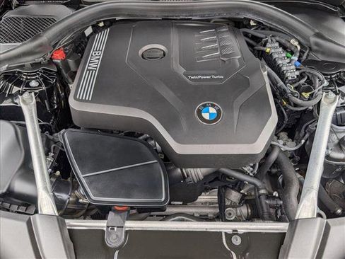 Used 2023 BMW 530i w/ Premium Package RWD image 24