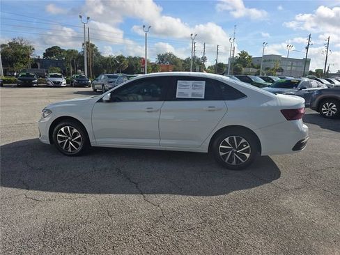 Used 2023 Volkswagen Jetta S FWD image 5