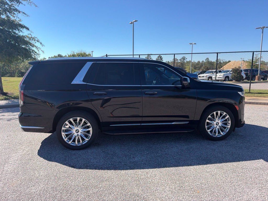 Used 2024 Cadillac Escalade Premium Luxury w/ Performance Package AWD/4WD image 6