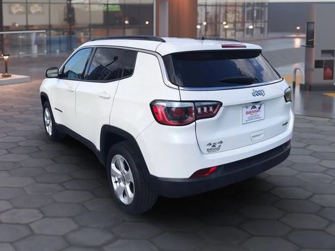 Used 2019 Jeep Compass Latitude w/ Popular Equipment Group AWD/4WD image 8