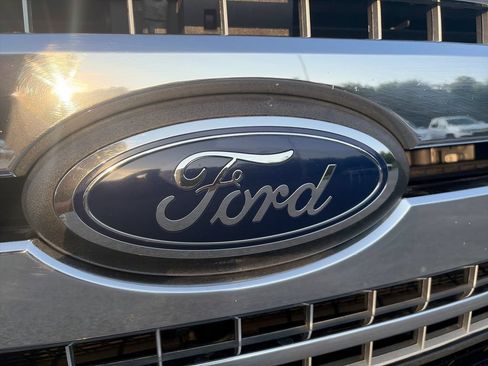 Used 2018 Ford F150 XLT w/ Equipment Group 302A Luxury RWD image 33