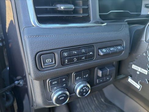 Certified 2024 GMC Yukon Denali w/ Advanced Technology Package image 6