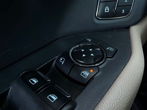 Used 2024 Ford Expedition Limited RWD image 28