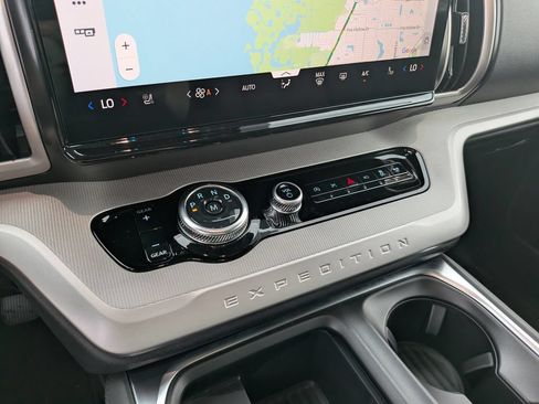 New 2027 Ford Expedition Active RWD image 25