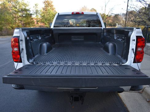 Used 2019 Chevrolet Silverado 2500 W/T w/ WT Convenience Package image 7