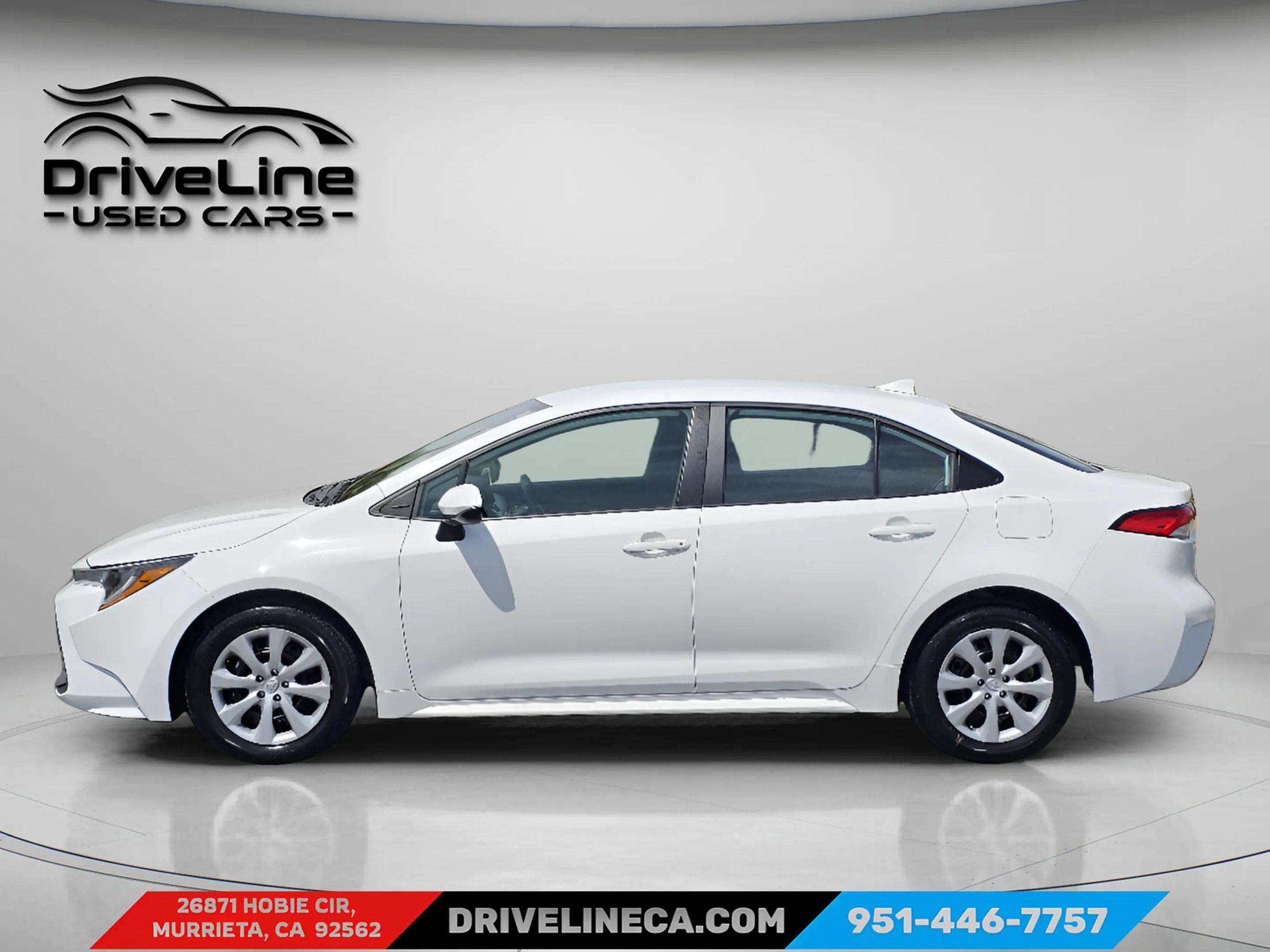 Used 2025 Toyota Corolla LE FWD image 12