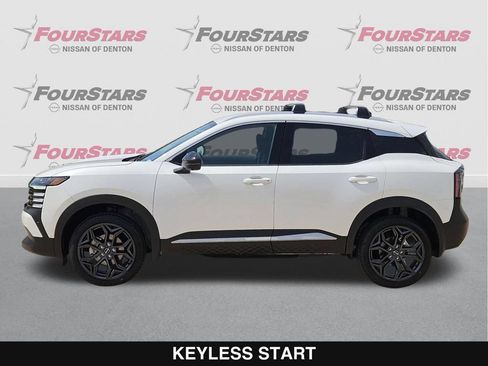 New 2026 Nissan Kicks SR FWD image 7