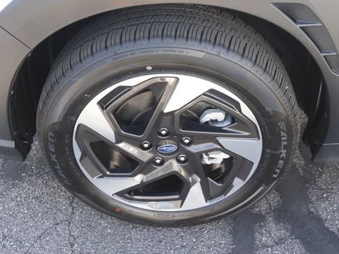 Certified 2025 Subaru Crosstrek 2.5i Limited w/ Crosstrek Mirror Package image 11