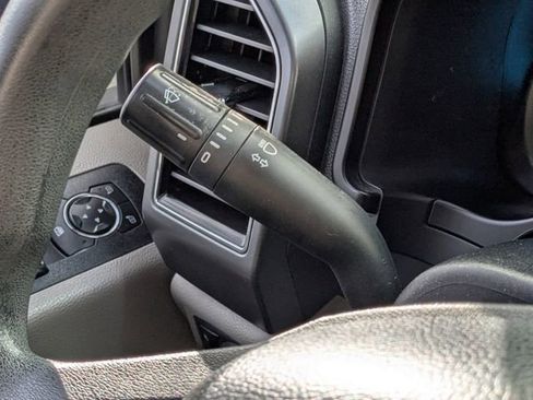 Used 2019 Ford F150 XLT image 24