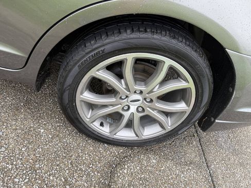 Used 2010 Ford Fusion SE FWD image 33