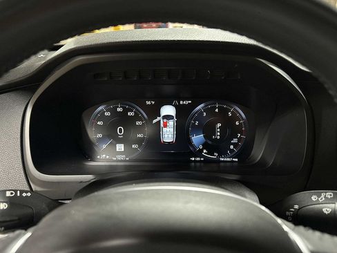 Used 2019 Volvo XC90 T6 Momentum image 37