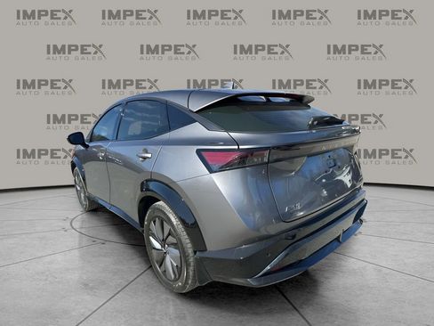 Used 2023 Nissan Ariya AWD image 3