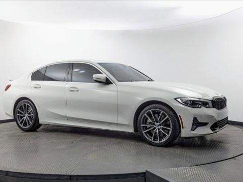 Used 2020 BMW 330i Sedan w/ Convenience Package RWD image 11